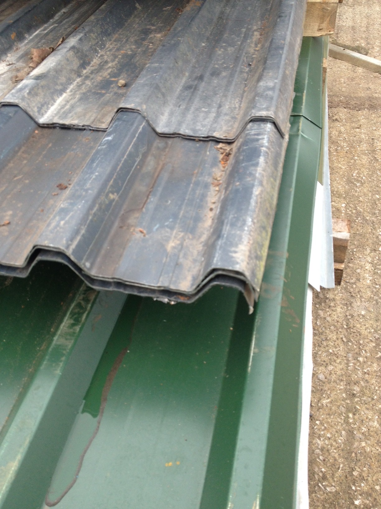 14 Ft X 800 Mm 0.700 Blue/black Second Hand Roofing Sheets eBay
